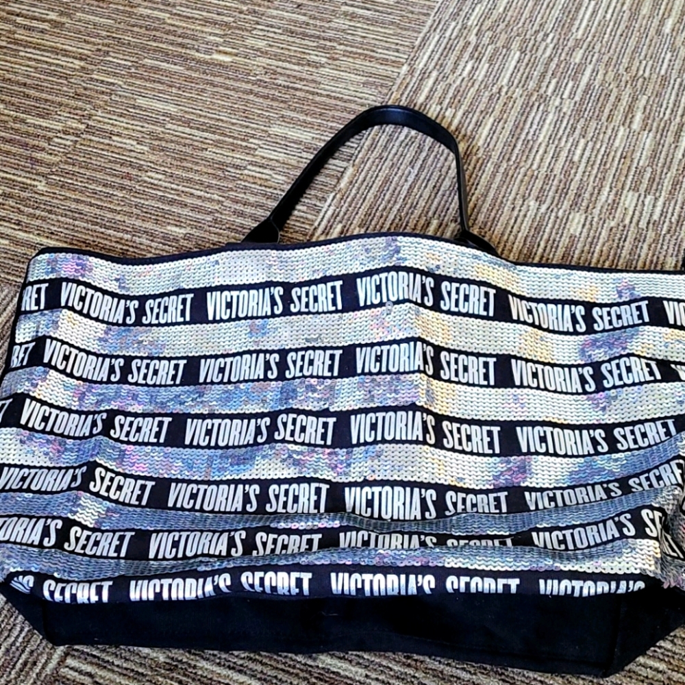 Victoria Secret Large Blind Tote Bag